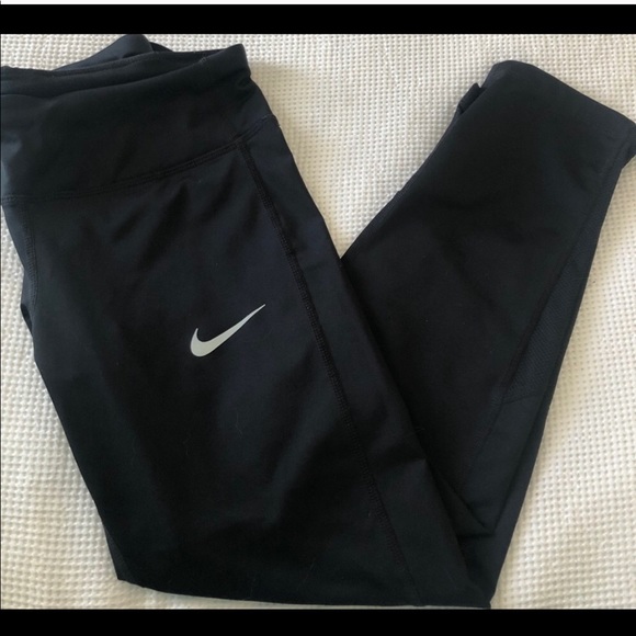 Nike Pants - Nike Dry Fit Jogging Yoga Capri Pants